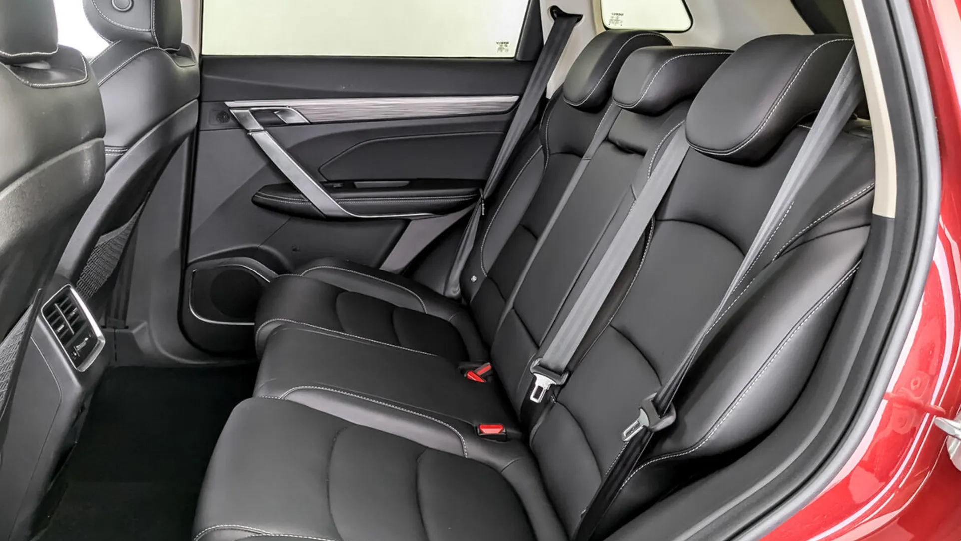 Geely Atlas Pro