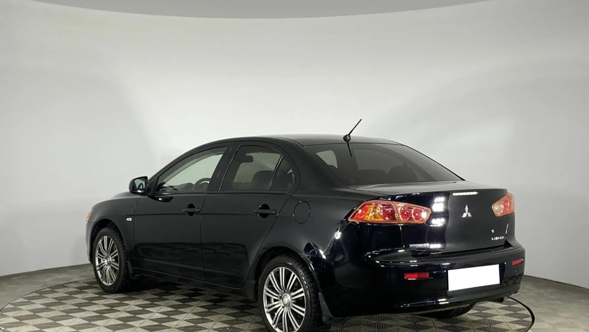 Mitsubishi Lancer