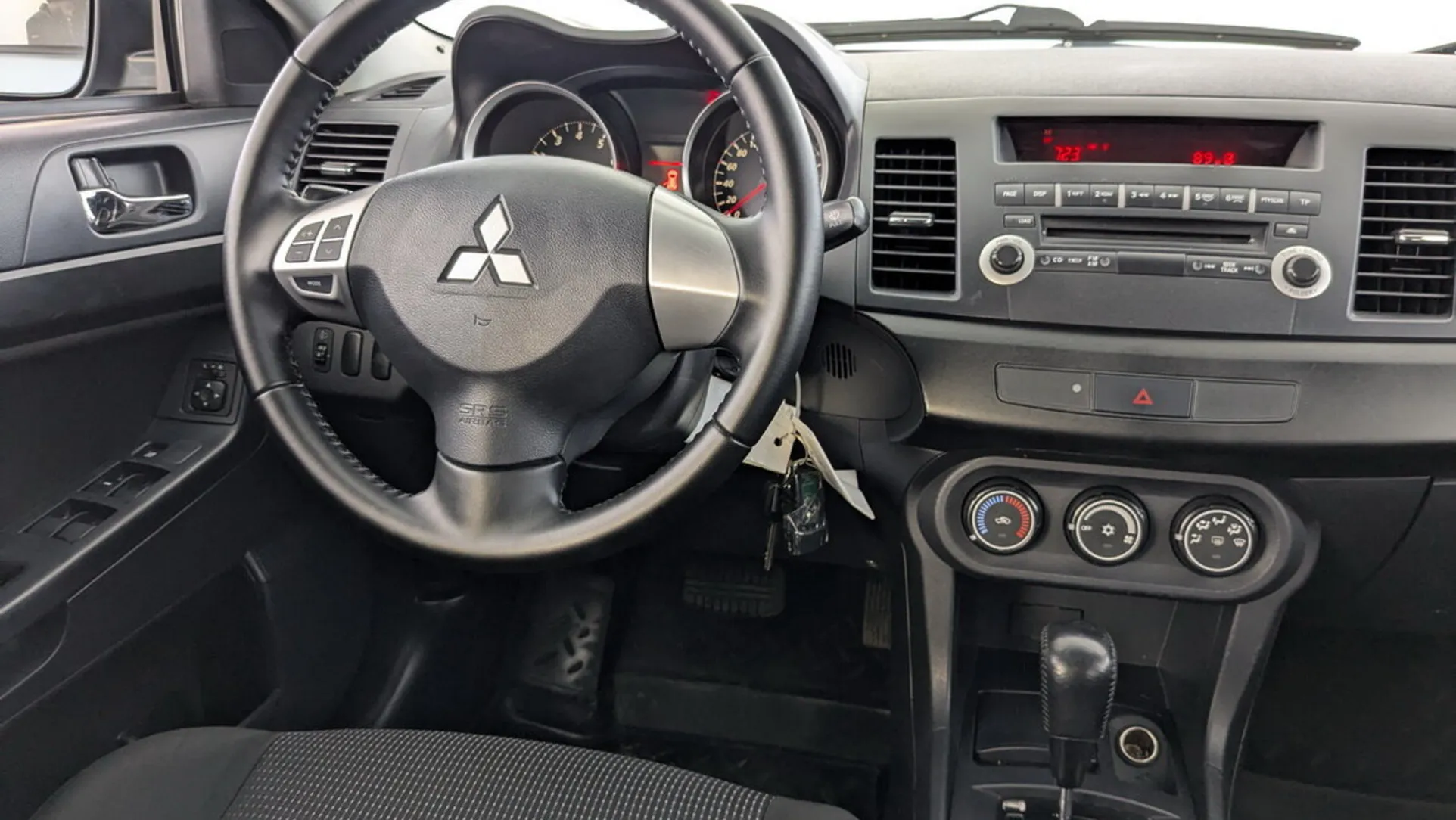 Mitsubishi Lancer