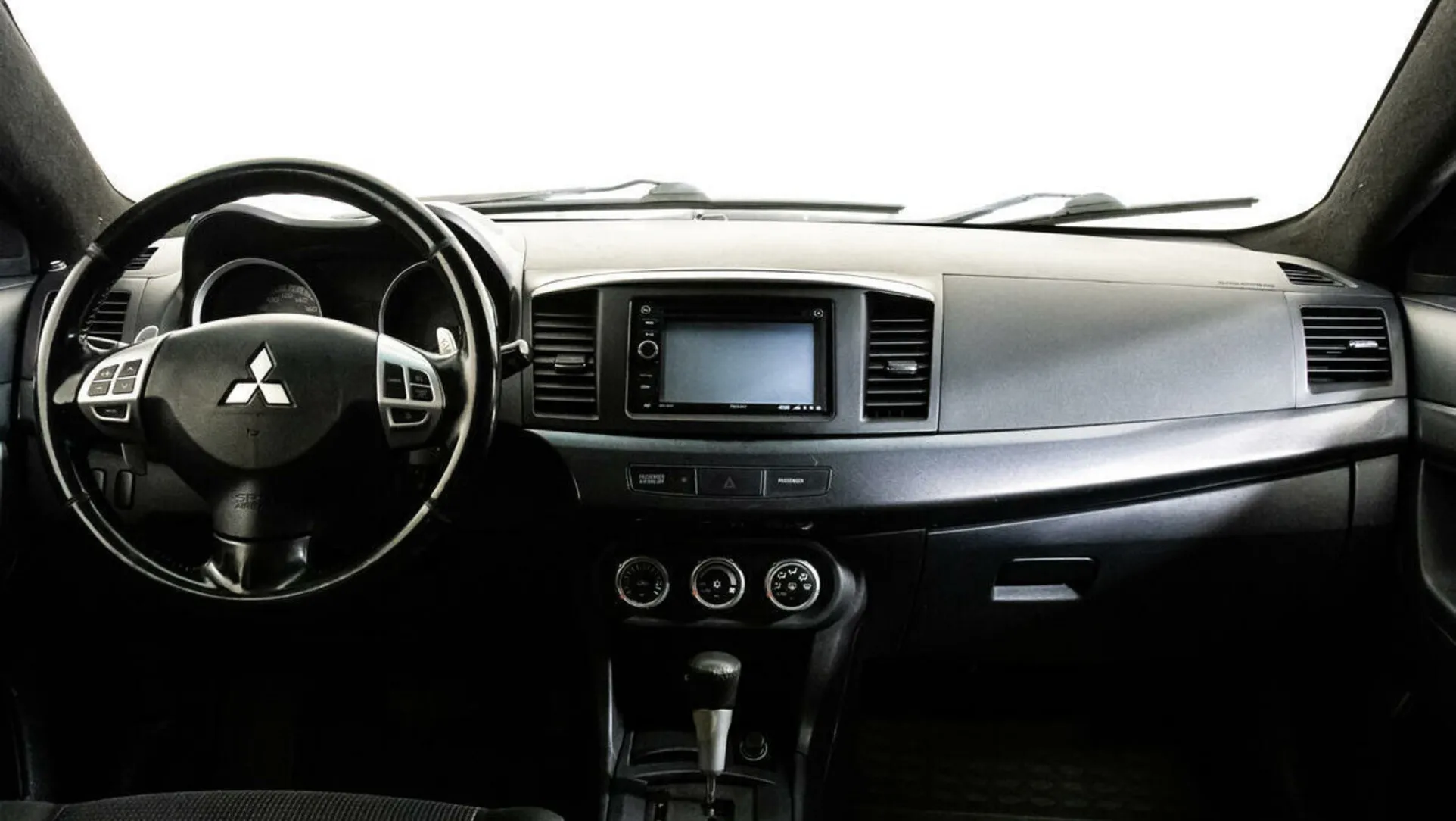 Mitsubishi Lancer