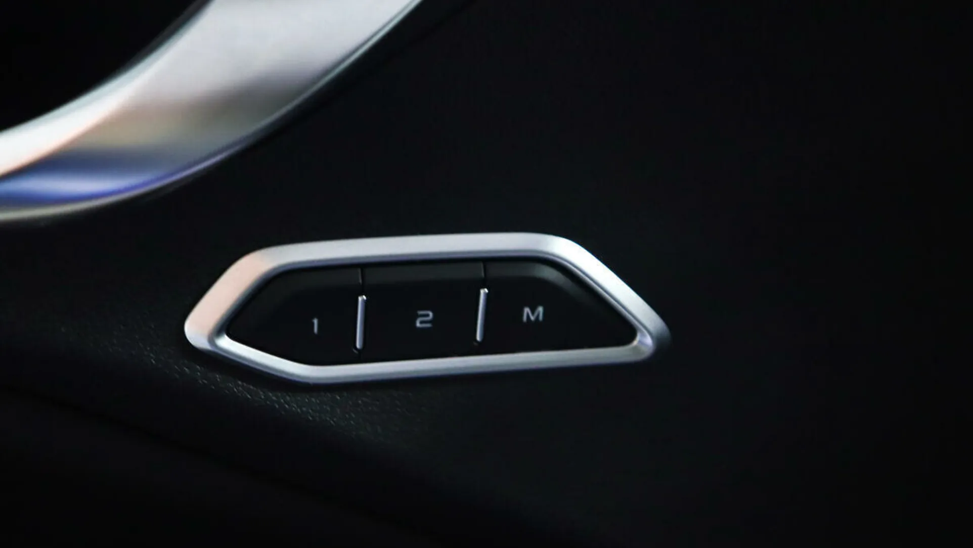 Geely Tugella
